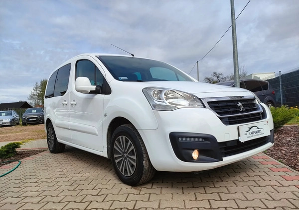 Peugeot Partner cena 42900 przebieg: 164300, rok produkcji 2018 z Bodzentyn małe 466